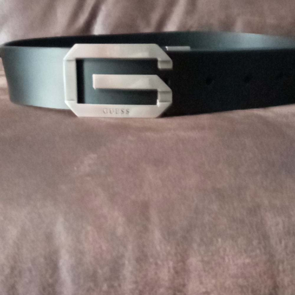 Black and chrome guess belt